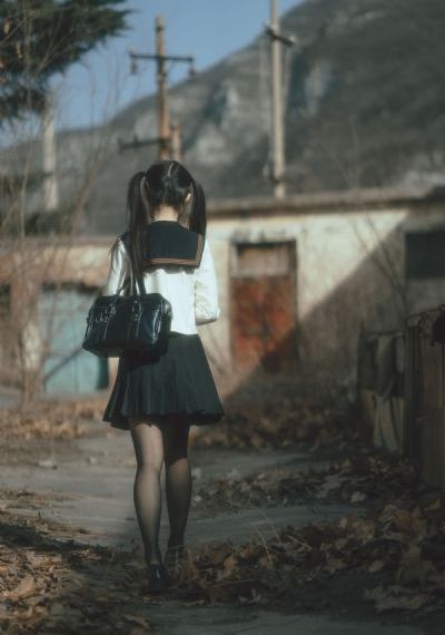 丝袜娇妻调教俱乐部_蓝光超清免费观看
