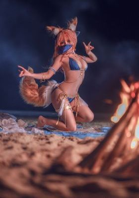 一拳超人第二季在线_十万网红美女美酱